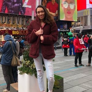 Meet your Posher, Jessica